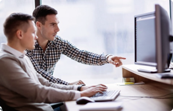 two-person-discussing